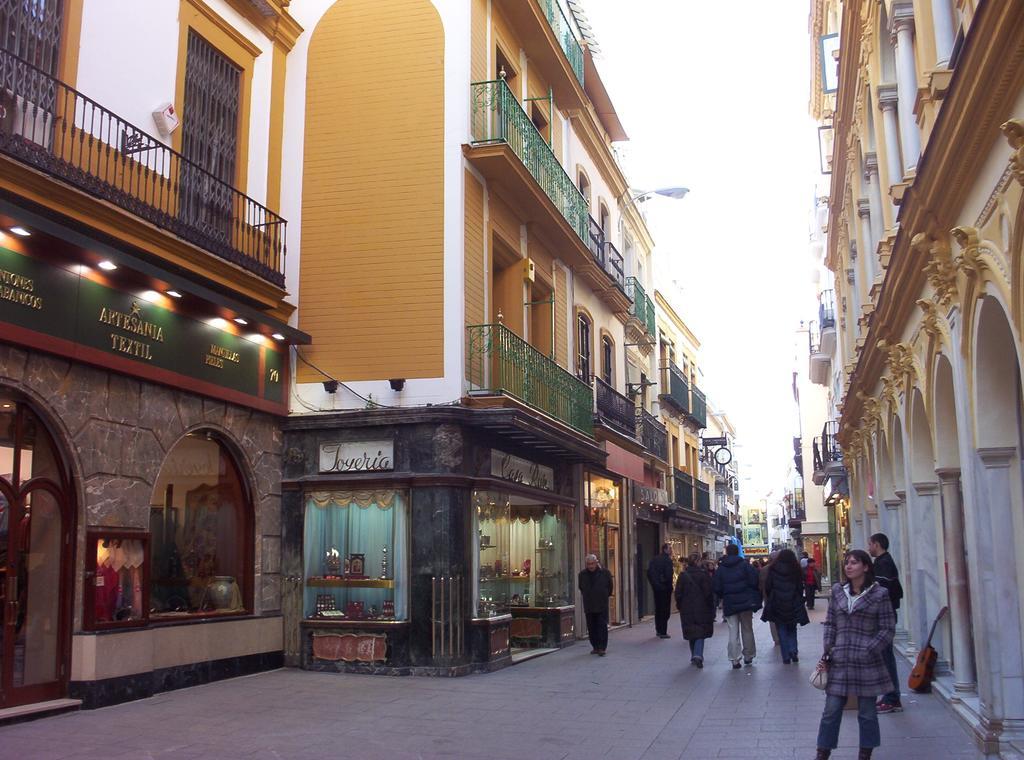Apartamento Calle Sierpes Sevilla Kültér fotó