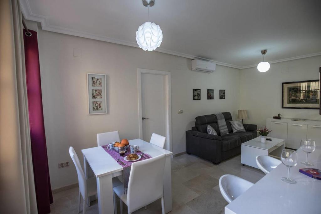 Apartamento Calle Sierpes Sevilla Kültér fotó