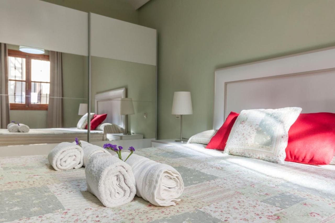 Apartamento Calle Sierpes Sevilla Kültér fotó